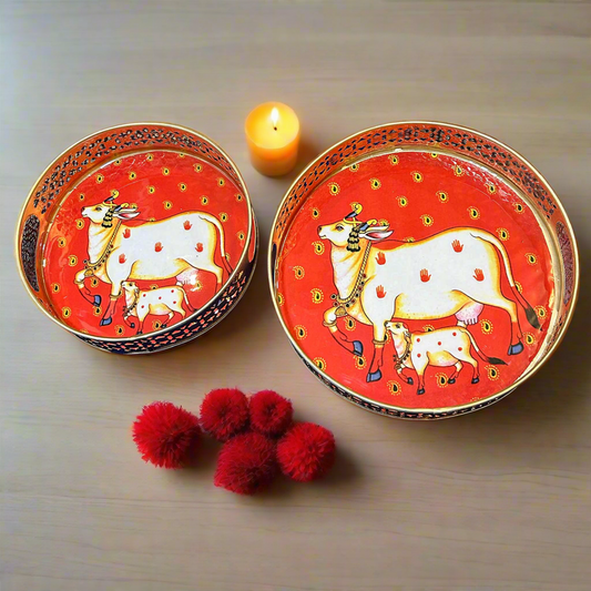 Red Circular Golden Tray With Pichwai Cow Art Picture