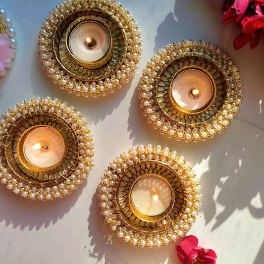 (Set Of 4) Golden Bangle Tea Light Holder