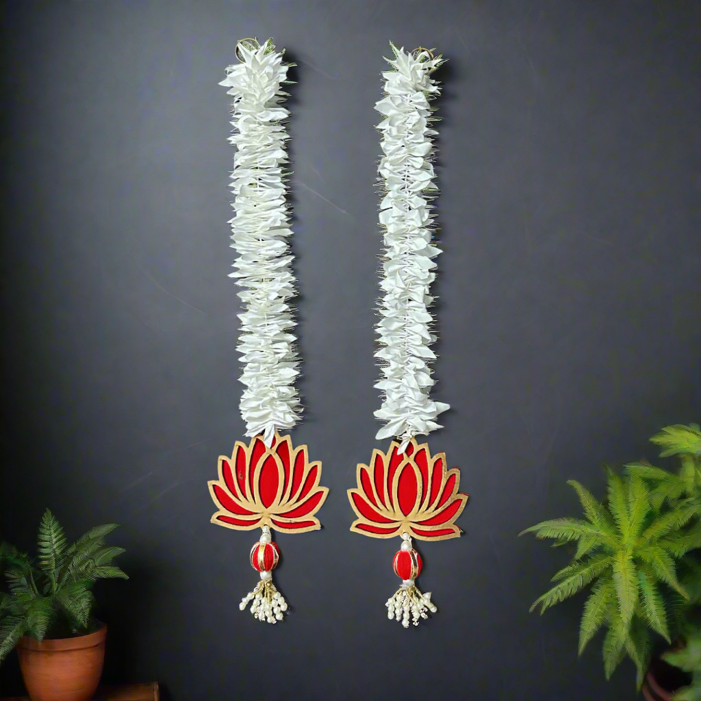 Lotus Gajra Hanging