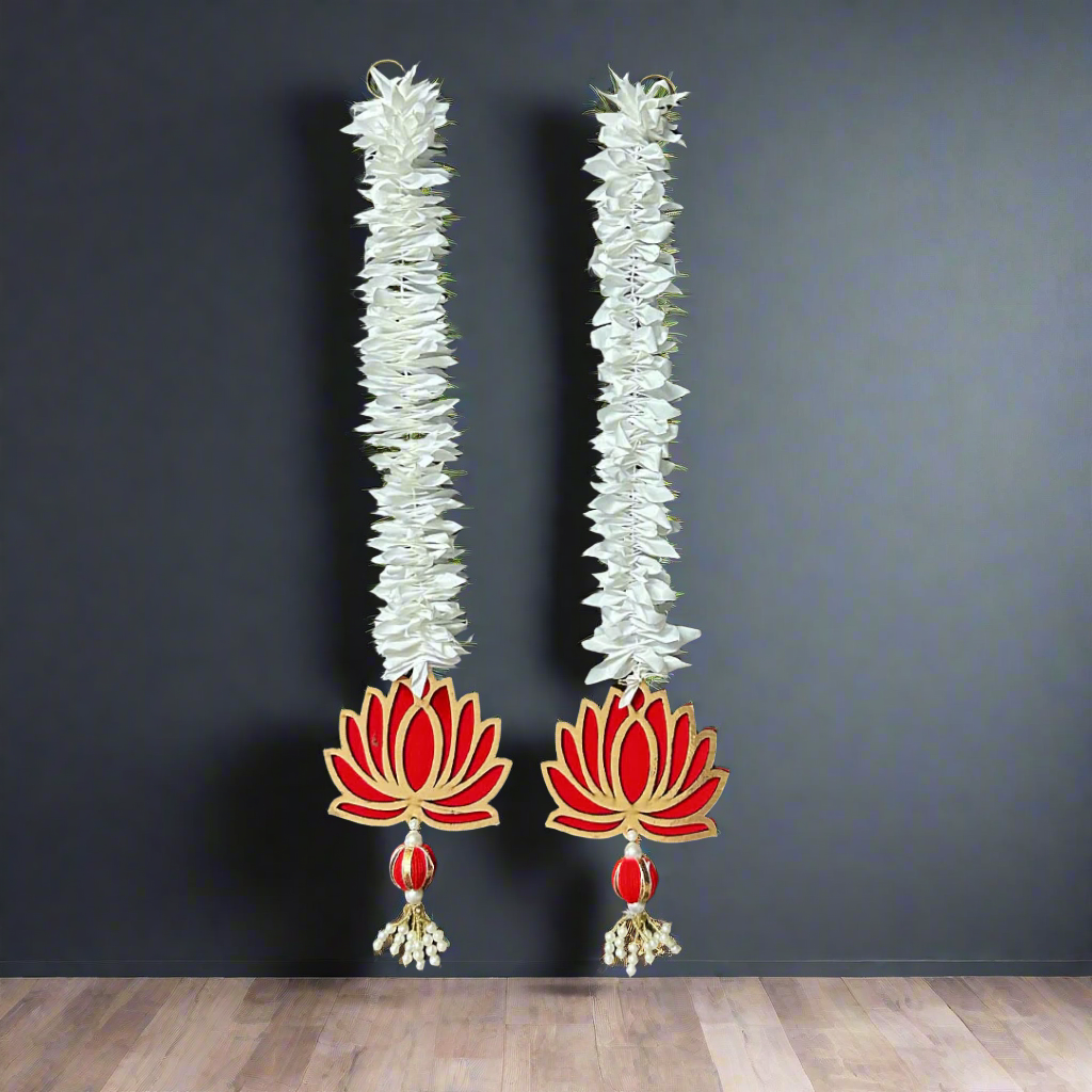 Lotus Gajra Hanging