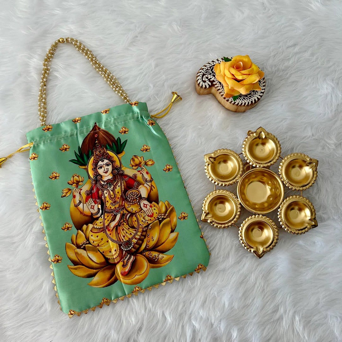 Varalakshmi Return Gift ( pooja thambhulam)