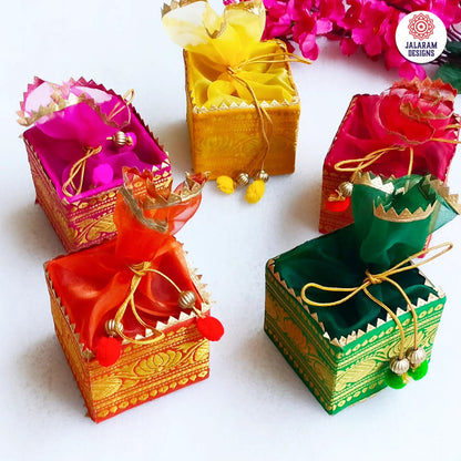 Thamboolam Boxes with String Tie