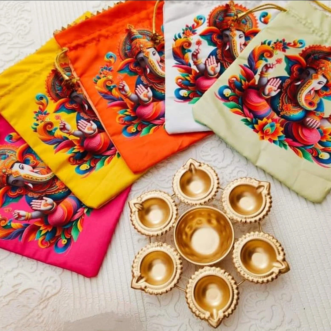 Gift combo for Diwali, Ganesh Chaturthi, Navratri, Puja or weddings / combo of ganeshji potli and metal urli