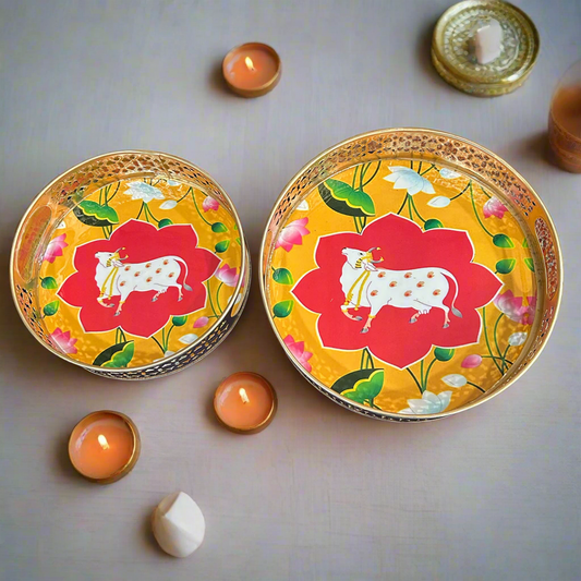 Circular Golden Tray With Pichwai Cow Art Picture (Set of 2)