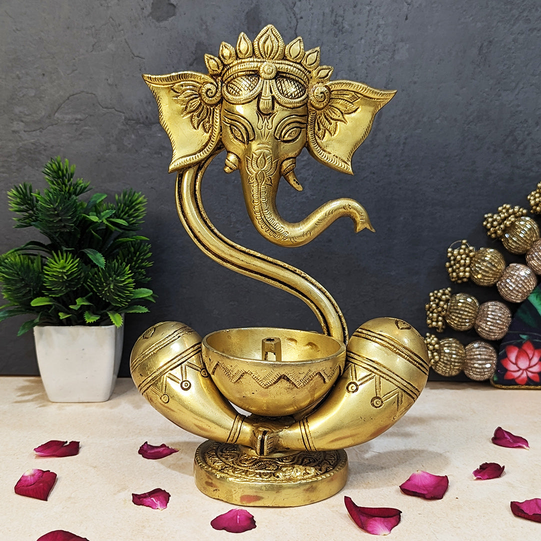 Brass Ganesha Idol with Akhand Diya