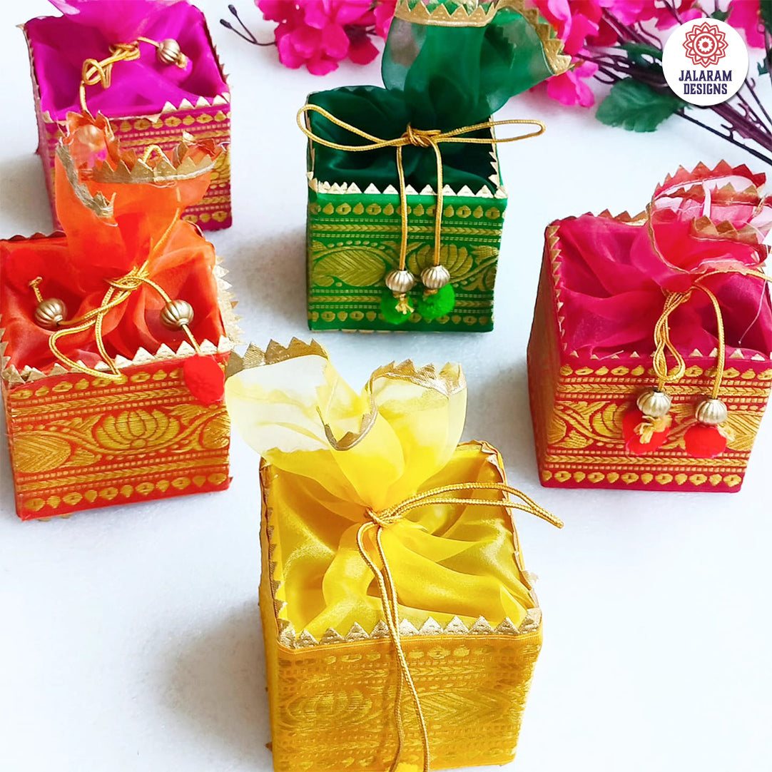 Thamboolam Boxes with String Tie