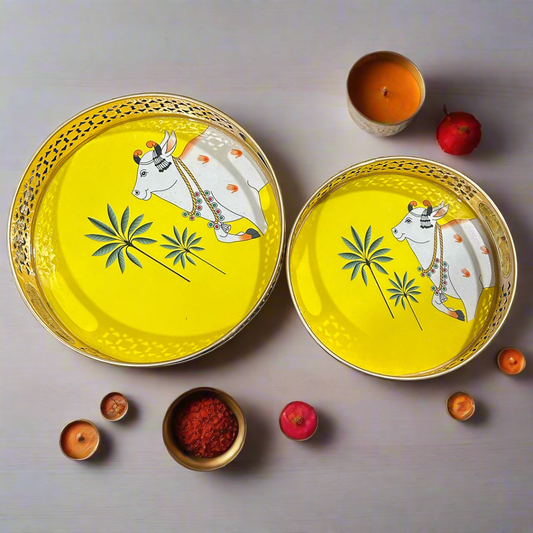 Circular Golden Tray With Pichwai Cow Art Picture (Set of 2)