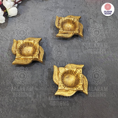 Swastik Diya (Set of 2)