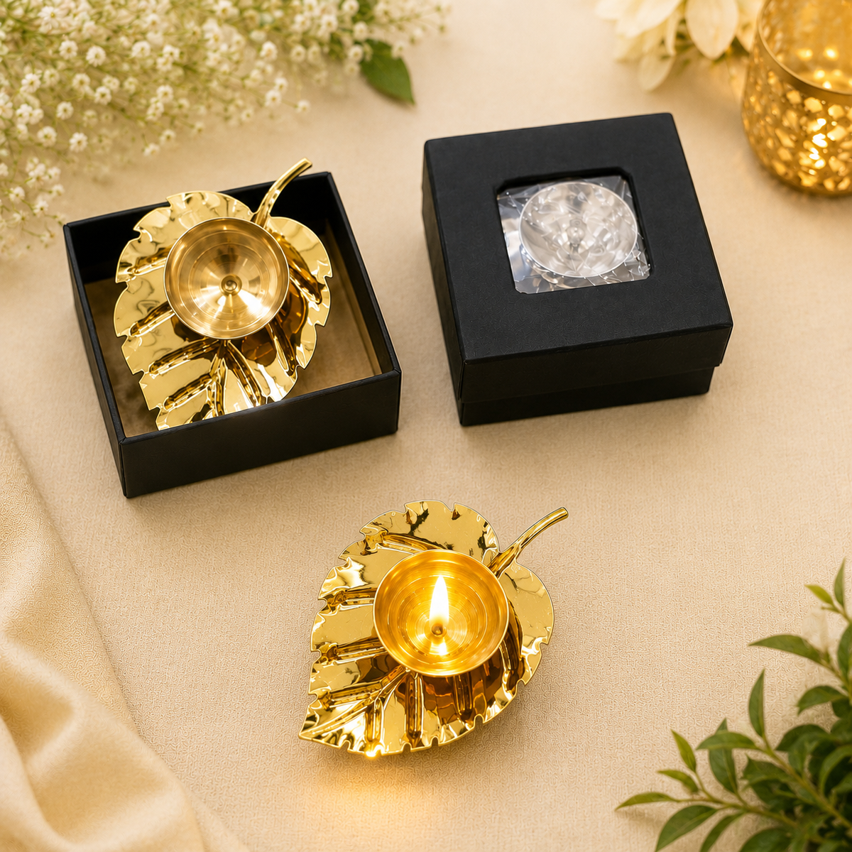 Leaf Pure Brass Diya Set of for Home Office Puja Decor Leaf Akhand Diya for Pooja Room Leaf Shaped Brass Diyas for Diwali, Ganpati Decoration Gift Items