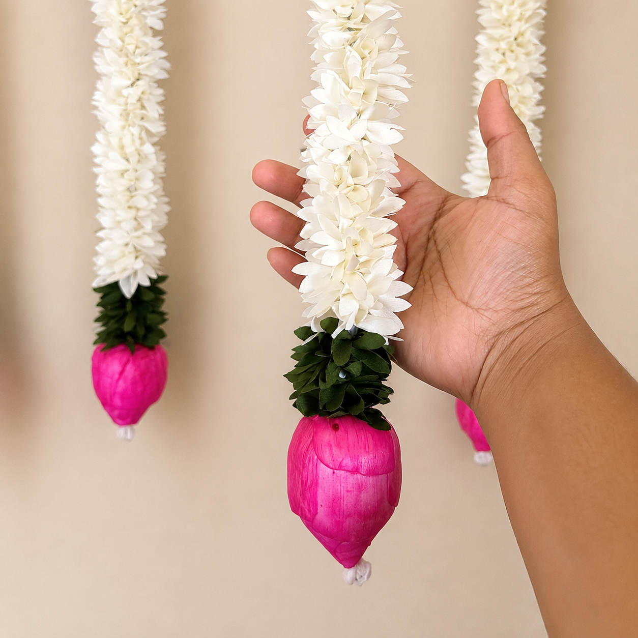 Lotus Gajra Hanging