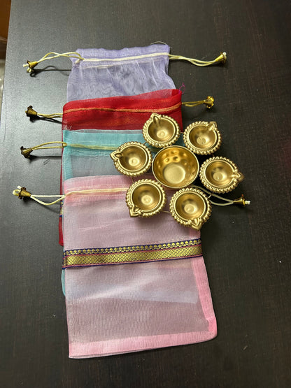 Gift combo for Diwali, Ganesh Chaturthi, Navratri, Puja or weddings / combo of Organza potli and metal urli