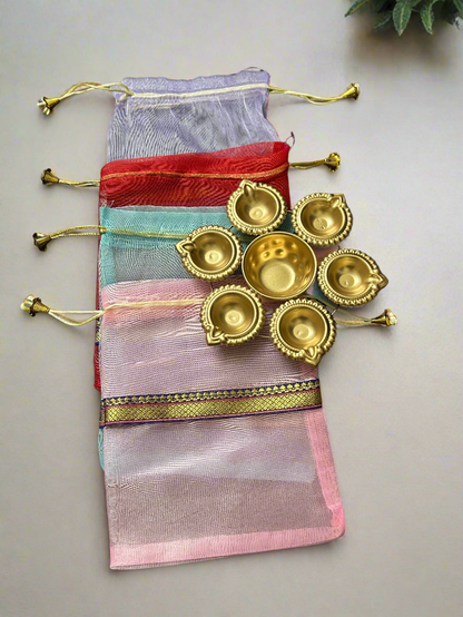 Gift combo for Diwali, Ganesh Chaturthi, Navratri, Puja or weddings / combo of Organza potli and metal urli