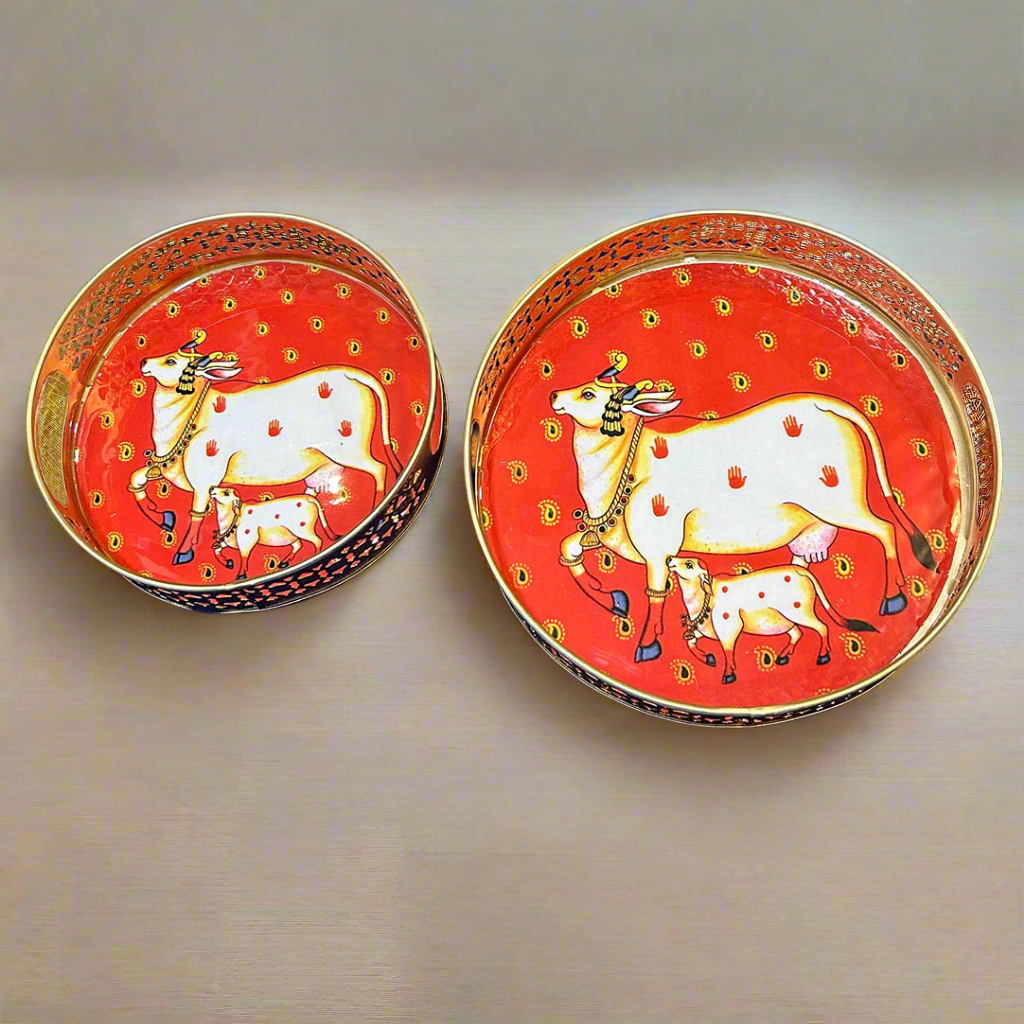 Red Circular Golden Tray With Pichwai Cow Art Picture (Set of 2)