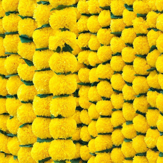 Decorative Plain Yellow Marigold Flower And Greean Leaves Garland Strings