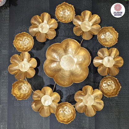 Lotus Flower tea lights urli