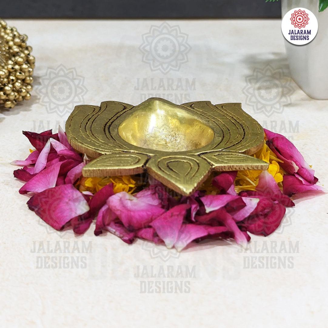 Lotus Diya (Set of 2)